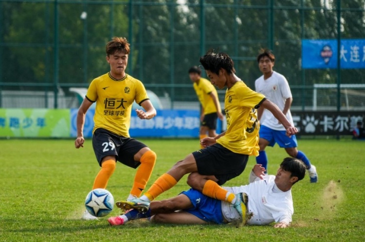 第五届中青赛U17组落幕 全新赛事格局正在形成 第五届中青赛U17组落幕 全新赛事格局正在形成